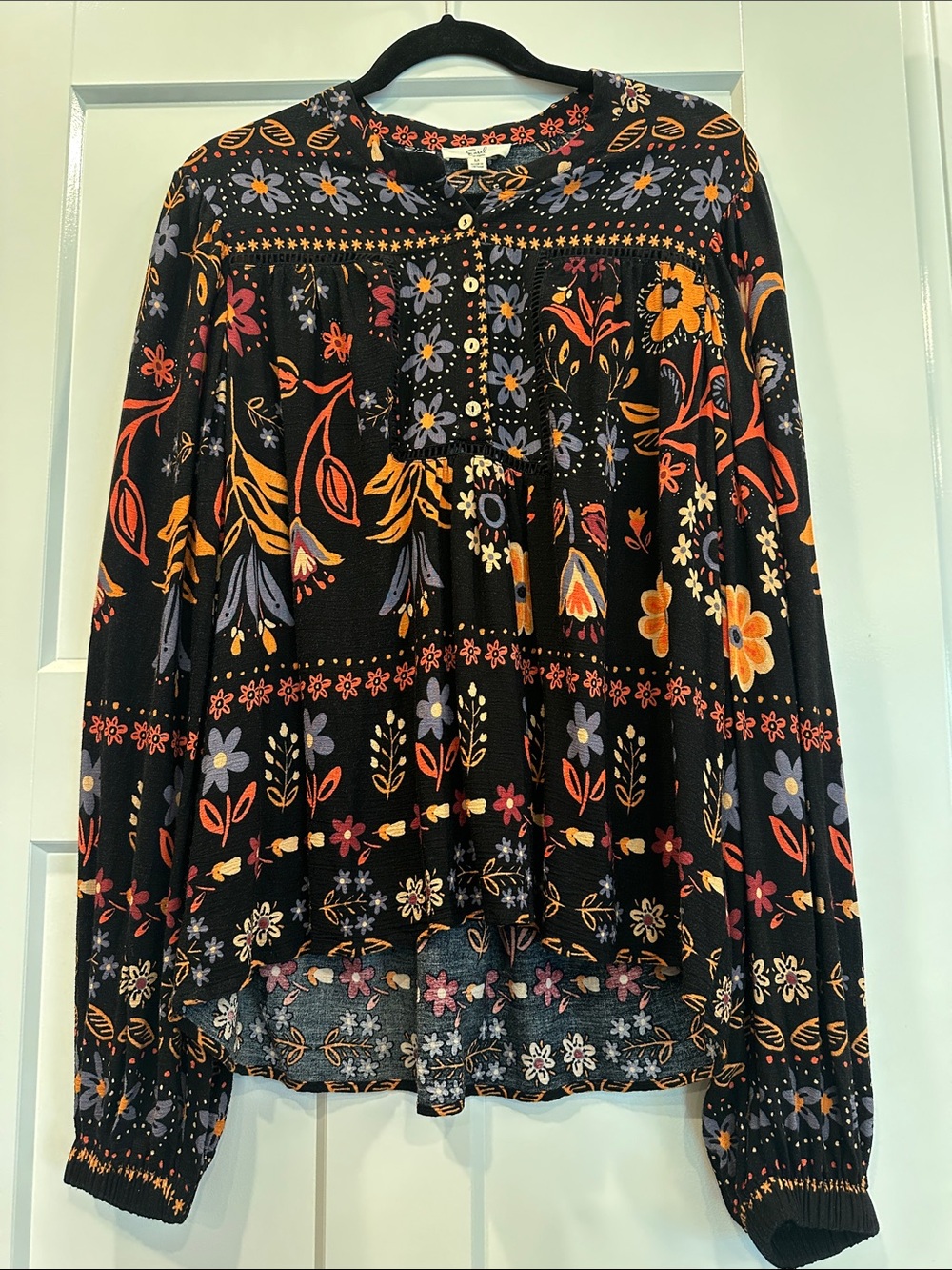 Easel Bohemian Peasant Style Top, Size Medium